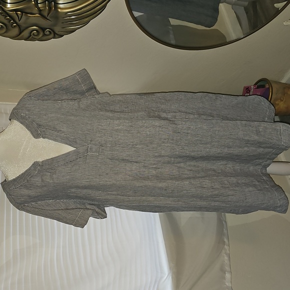 Tahari Dresses & Skirts - Tahari linen dress striped nautical casual pullover